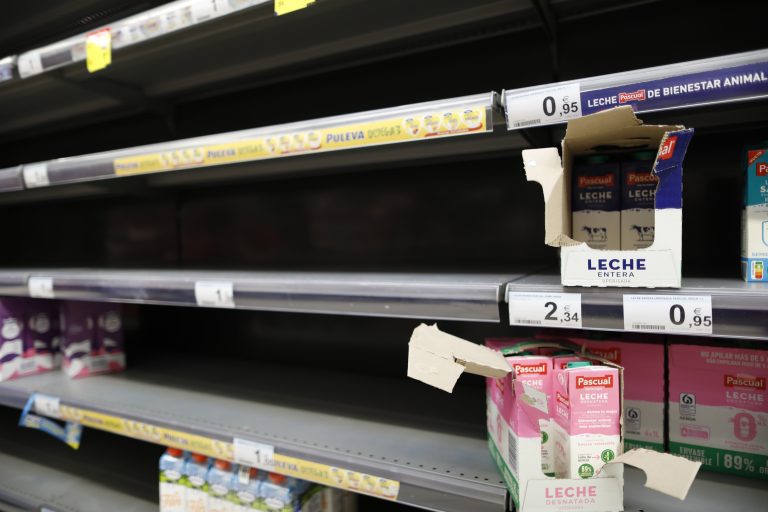 Los supermercados podrán limitar las compras para evitar el desabastecimiento