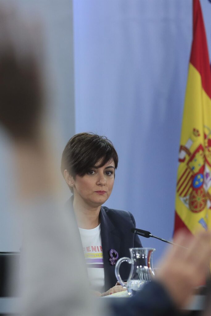  El Gobierno apela a la solidaridad de Cataluña para que Aragonès vaya a La Palma