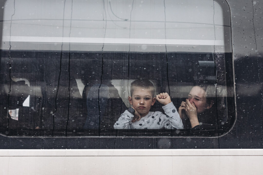 UNICEF cifra en más de un millón los niños que han huido de Ucrania 