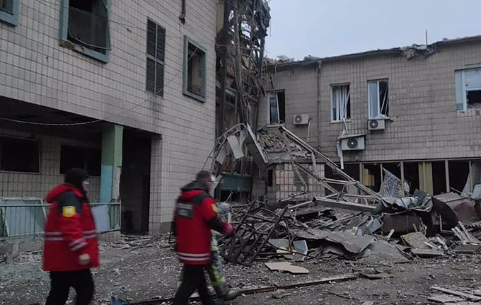 La ONU aprueba una comisión para investigar crímenes de guerra rusos en Ucrania