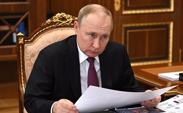 Putin firma un decreto para reclutar a más de 130.000 soldados adicionales en plena guerra con Ucrania