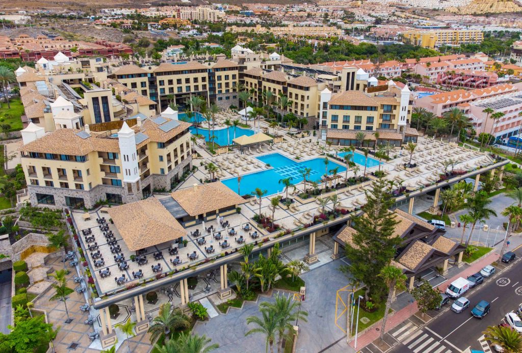 Las pernoctaciones hoteleras en Canarias crecen un 54,7% en agosto