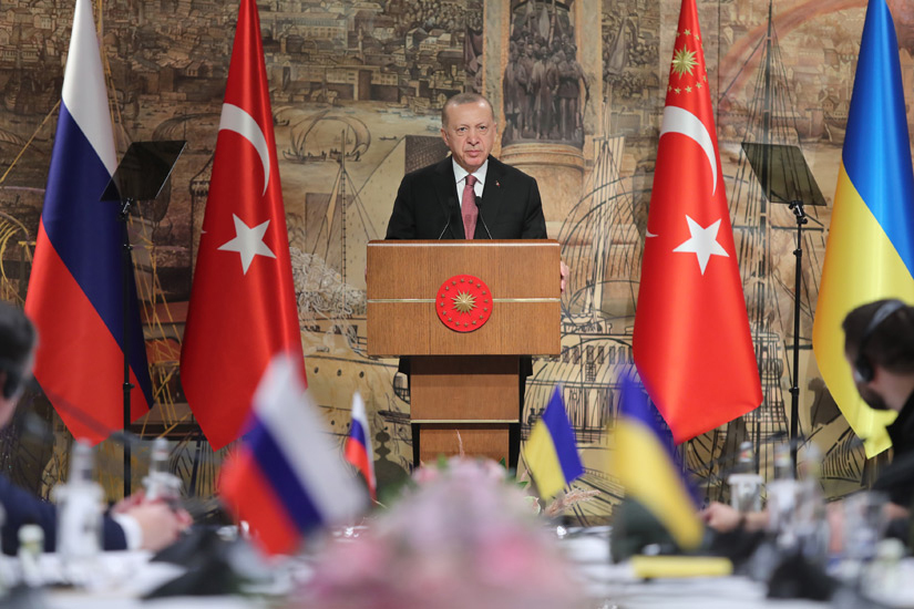 Erdogan avanza que planea conversar con Putin y Zelenski para impulsar las negociaciones de paz