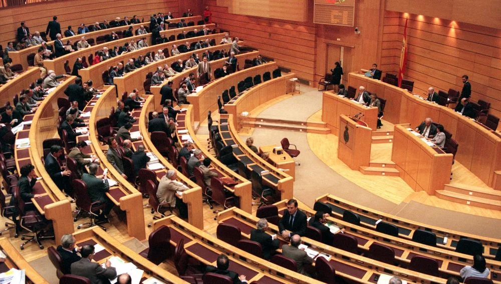 El Senado pide avanzar en el desarrollo del Estatuto de Canarias