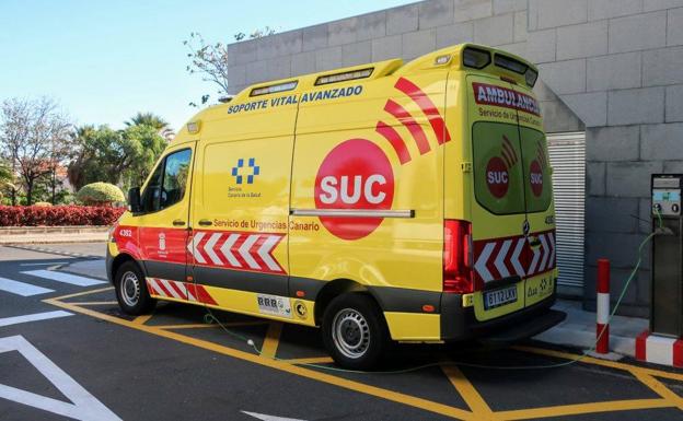 Heridos los dos ocupantes de una moto tras chocar con un turismo en Arucas, Gran Canaria