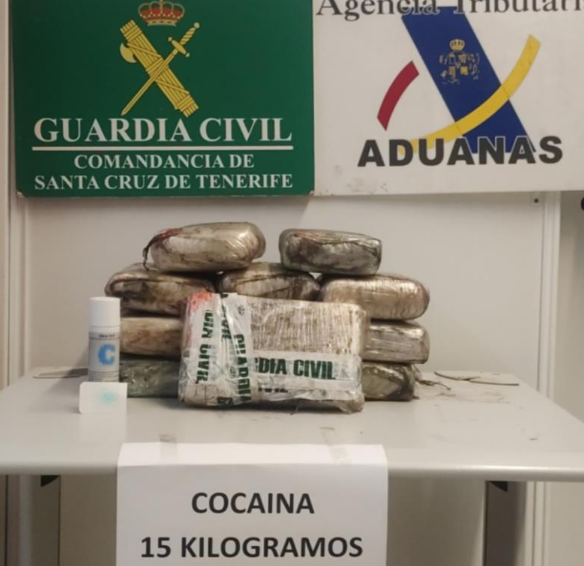 Detenido en el puerto de Santa Cruz de Tenerife con 15 kilos de cocaína ocultos en un camión