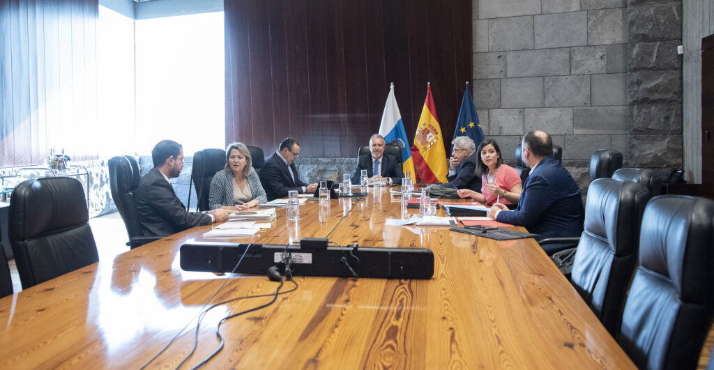 El Gobierno de Canarias anuncia más de 22.000 plazas de empleo público