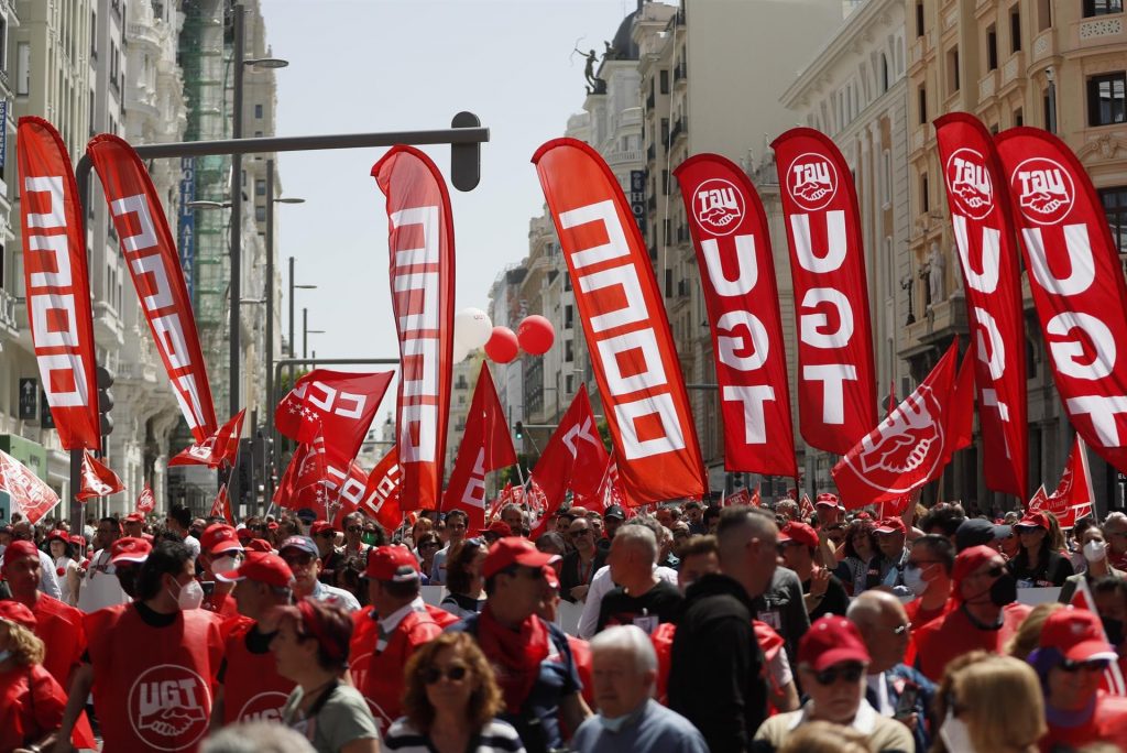 Los sindicatos advierten que si no hay subida salarial habrá movilizaciones