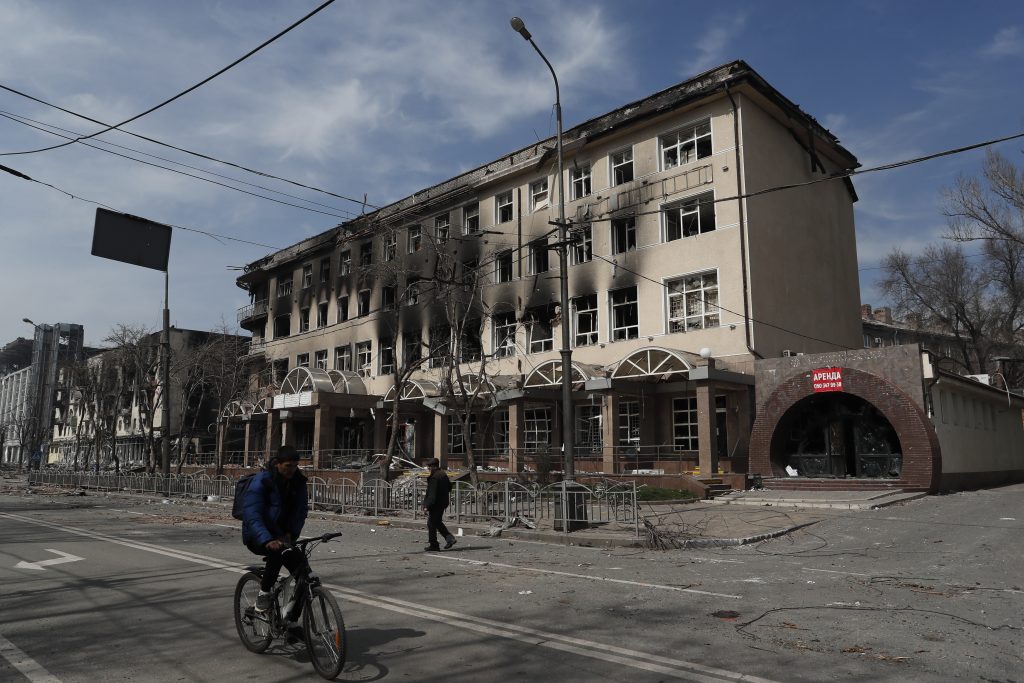 Edificio incendiado Mariúpol. EP