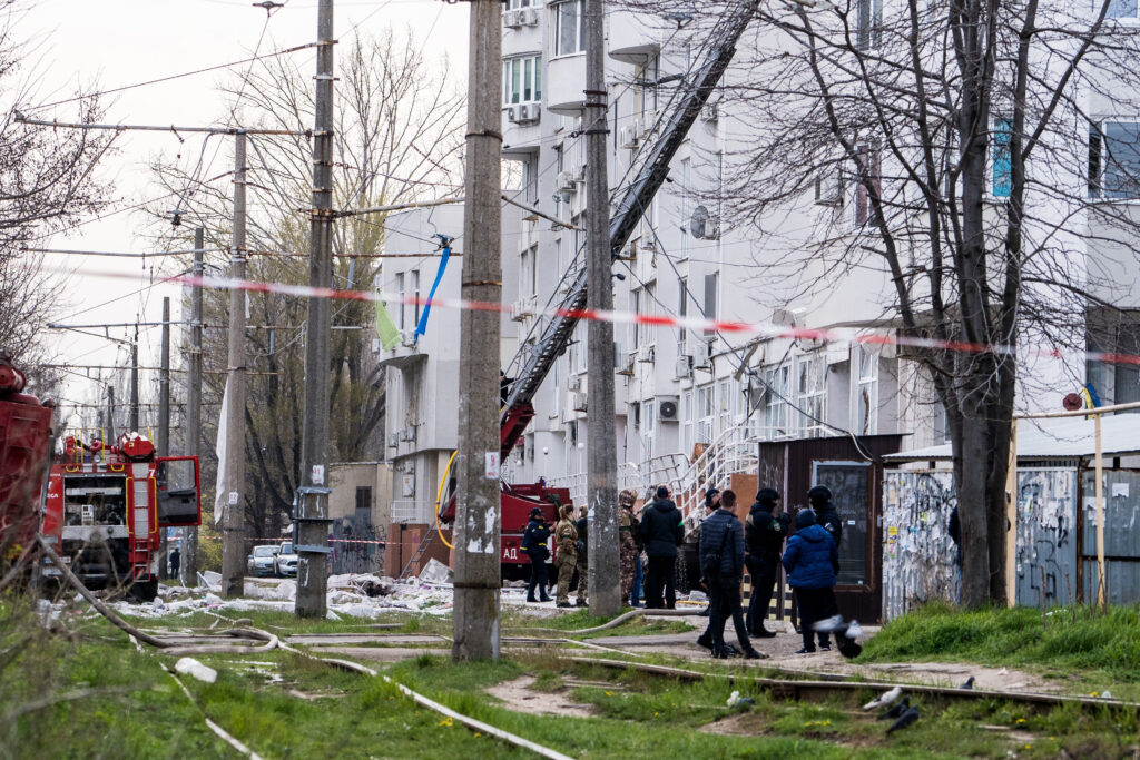 Ucrania denuncia el impacto de cuatro misiles rusos contra zonas residenciales en Odessa