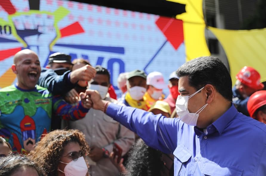 Maduro anuncia un bono único de 10.000 bolívares para los jubilados