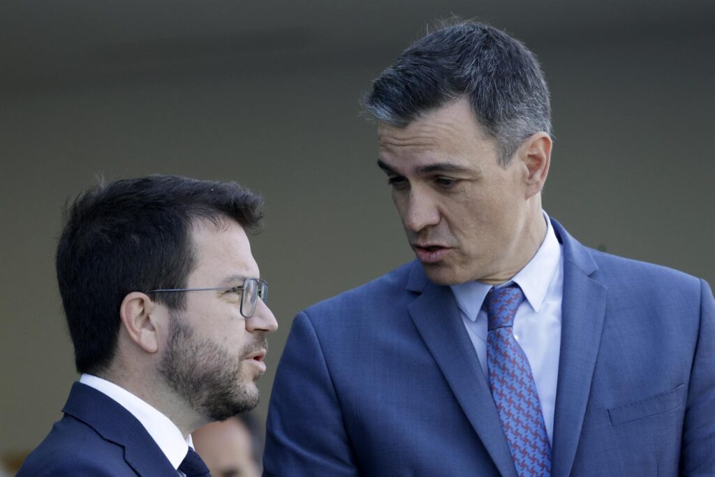 Sánchez y Aragonès se emplazan a una próxima reunión por el espionaje