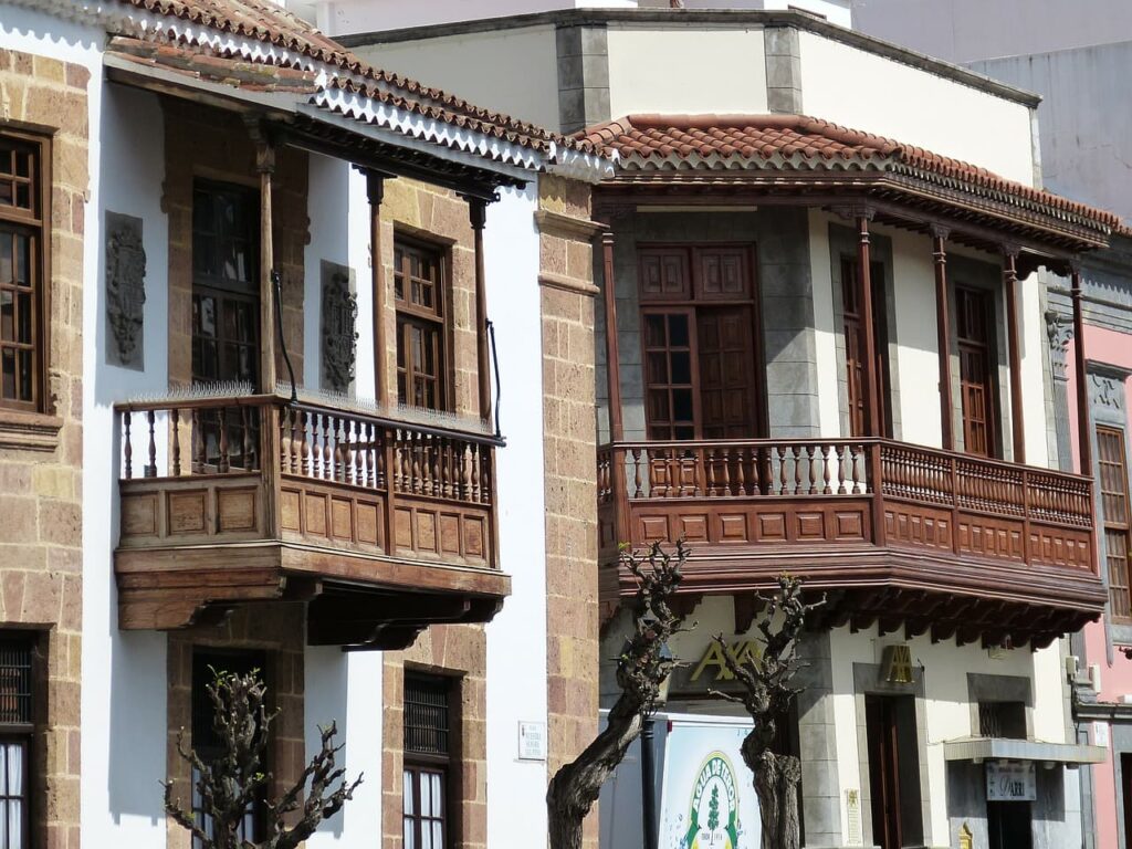 La firma de hipotecas sobre viviendas en Canarias sube un 37,6%