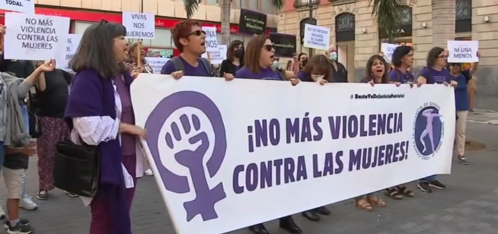 Se suceden las muestras de condena por el supuesto caso de violencia machista en Tenerife