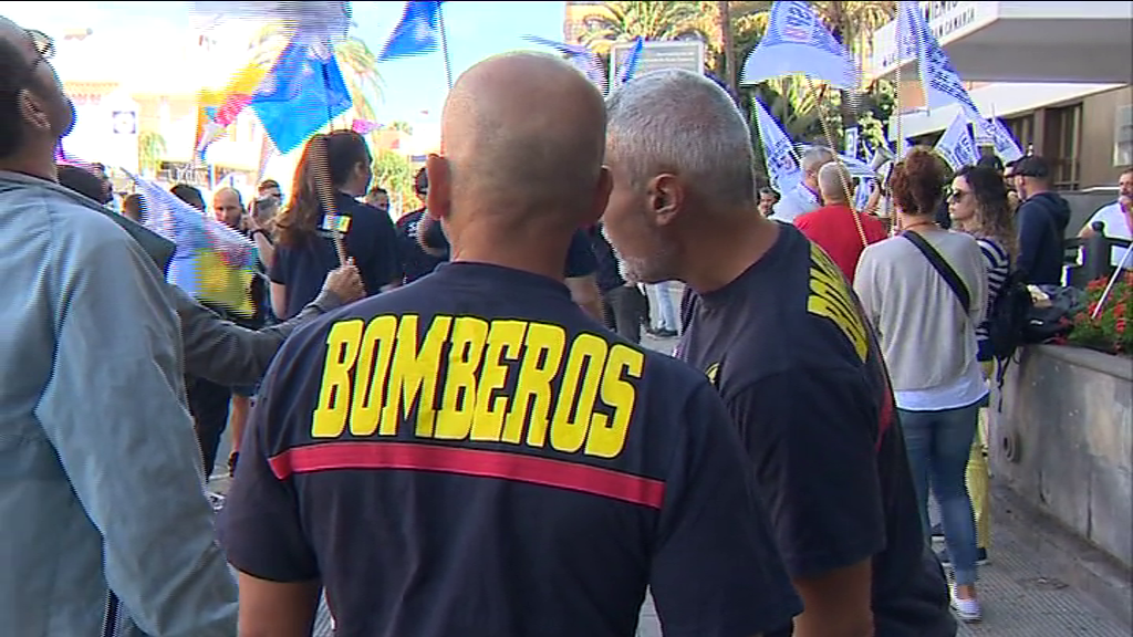 Bomberos y Policía Local de Las Palmas de G.C. reclaman las horas extra
