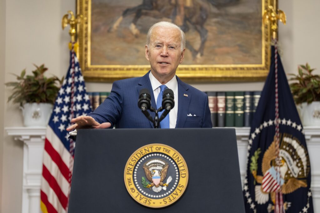 Biden evalúa su candidatura a las presidenciales de 2024 durante la festividad de Acción de Gracias