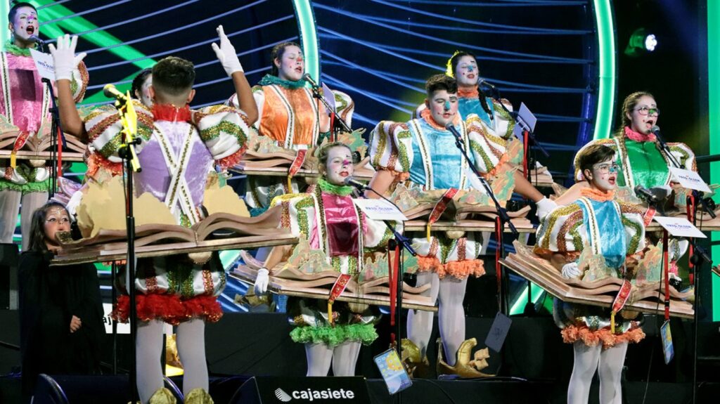 Mamelones actuaron en la primera fase del concurso de murgas infantiles de Santa Cruz de Tenerife