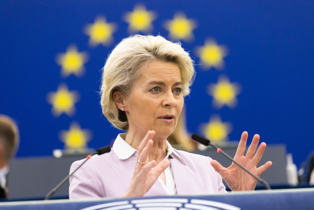 Von der Leyen dice que no habrá "atajos" en el camino de Ucrania hacia la UE