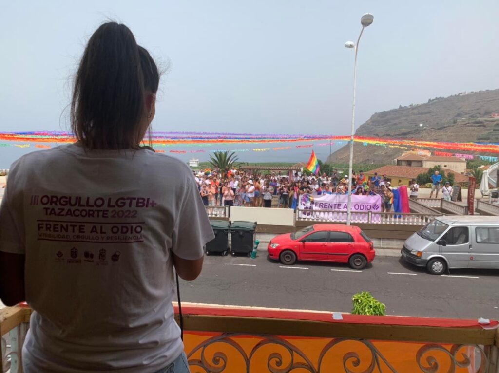 Manifestación en Tazacorte para visibilizar la lucha de derechos LGTBIQ+