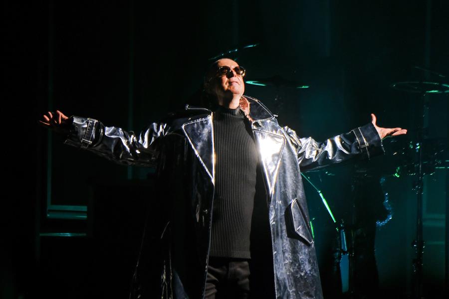 Los Pet Shop Boys arrasan en el Gran Canaria Arena a ritmo de electropop