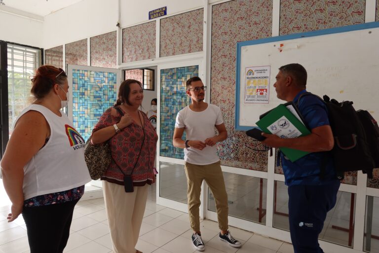 El Cabildo de Tenerife concede una ayuda de más de 130.000 euros a ‘Sonrisas del Suroeste’ para atender a 450 familias