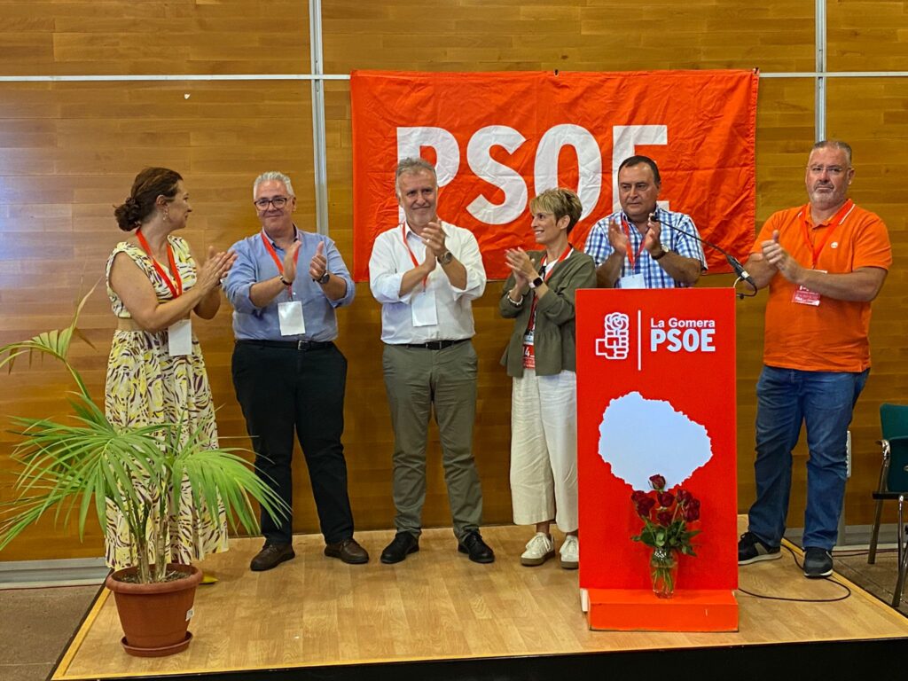 Torres: "El reconocimiento que yo recibo es el reconocimiento al PSOE Canarias"