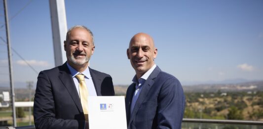 Gran Canaria presenta a la RFEF la solicitud para acoger el Mundial 2030