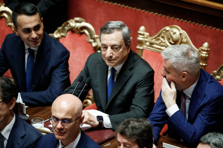 Draghi dimite como primer ministro de Italia