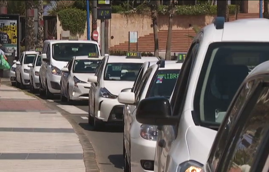 Seis asociaciones del taxi de Las Palmas de Gran Canaria reclaman más seguridad