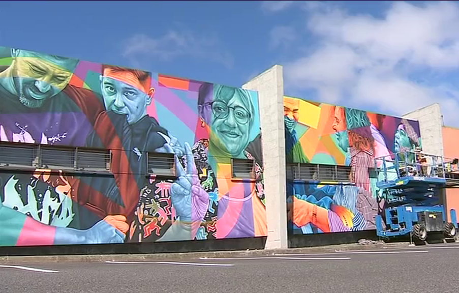 ApaNate, la Asociación Canaria del "Trastorno del Espectro del Autismo" inaugura un mural del artista 'Sabotaje al Montaje'al Montaje'