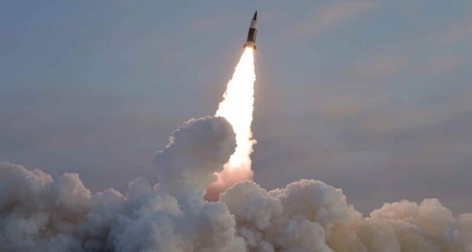 Corea del Norte lanza dos misiles de crucero hacia el Mar Amarillo