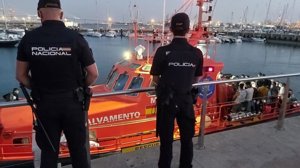 El PP pide reforzar las plantillas de Salvamento, Policía Nacional y Guardia Civil en Canarias