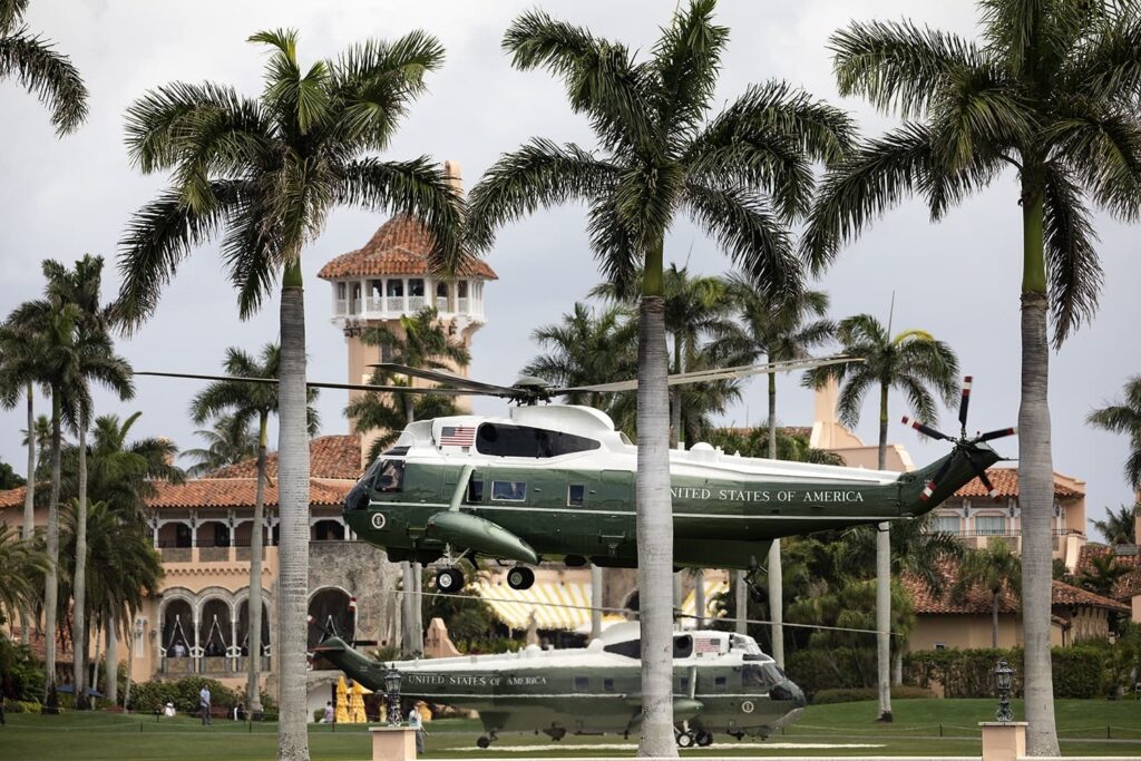 El FBI registra la mansión de Donald Trump en Florida