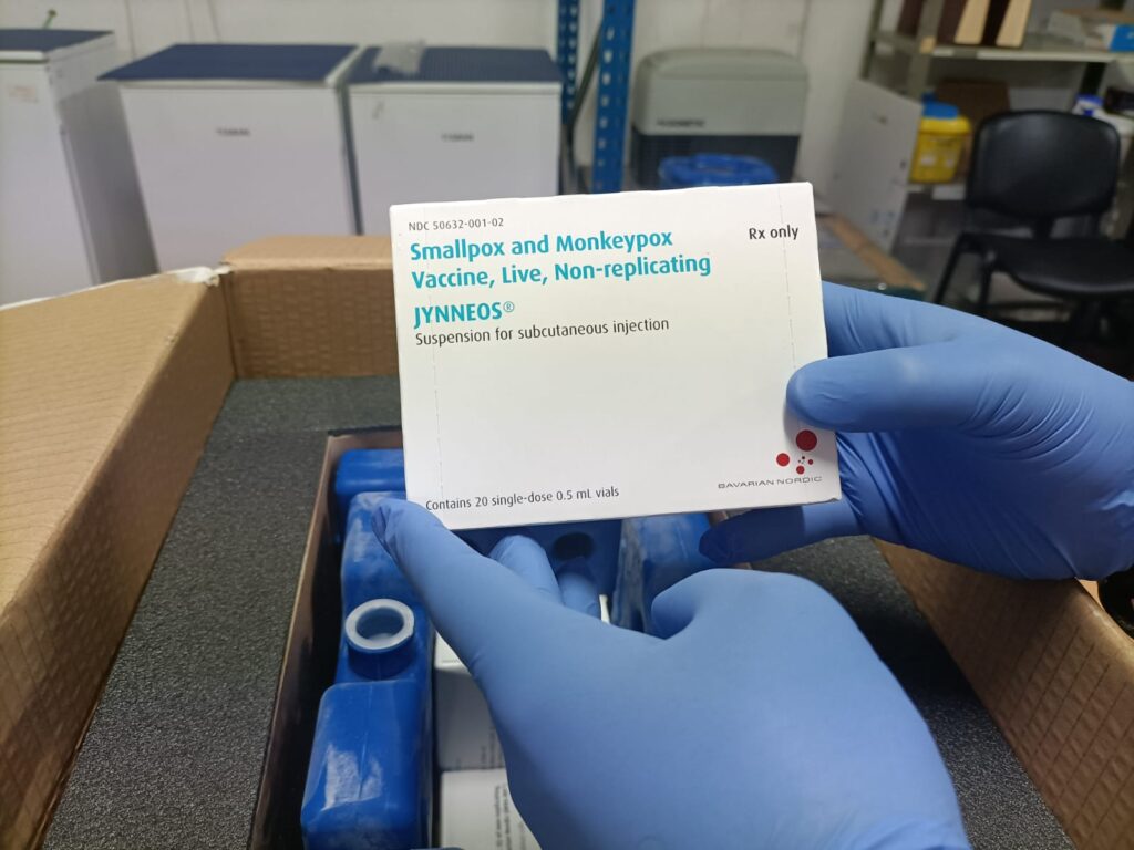 Llegada vacunas mono Canarias