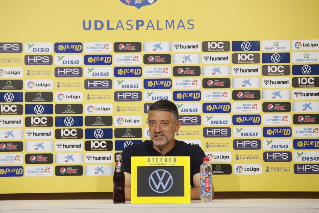 Pimienta destaca la mejoría defensiva de la UD Las Palmas