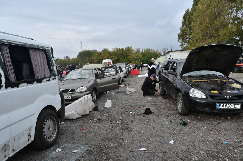 Mueren 23 personas en un ataque contra un «convoy humanitario» en Ucrania