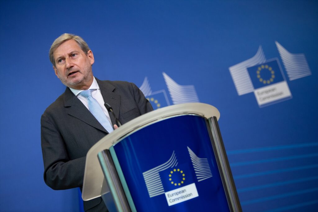 Bruselas pide congelar 7.500 millones de euros en ayudas a Hungría por poner en riesgo el Estado de derecho