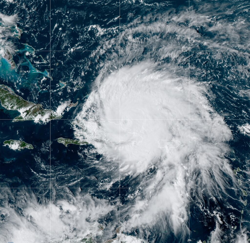 El huracán Fiona deja más de 13.000 desplazados y 2.600 viviendas afectadas en República Dominicana