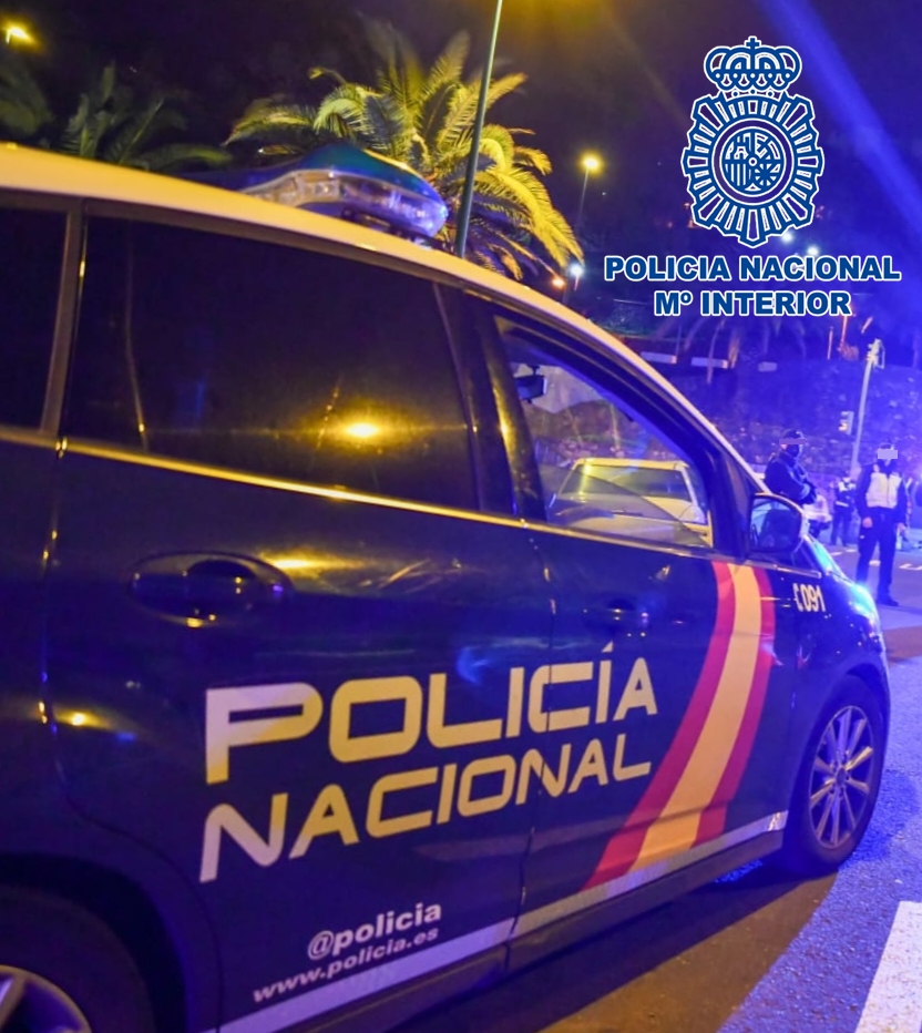 La Policía Nacional detiene a dos mujeres por agresión sexual y hurto en Tenerife