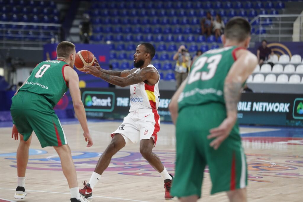 España gana a Bulgaria en su debut en el Eurobasket