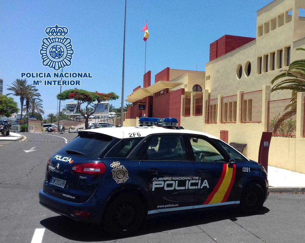 Detienen por reclamación judicial a un conductor que circulaba a alta velocidad en Adeje, Tenerife