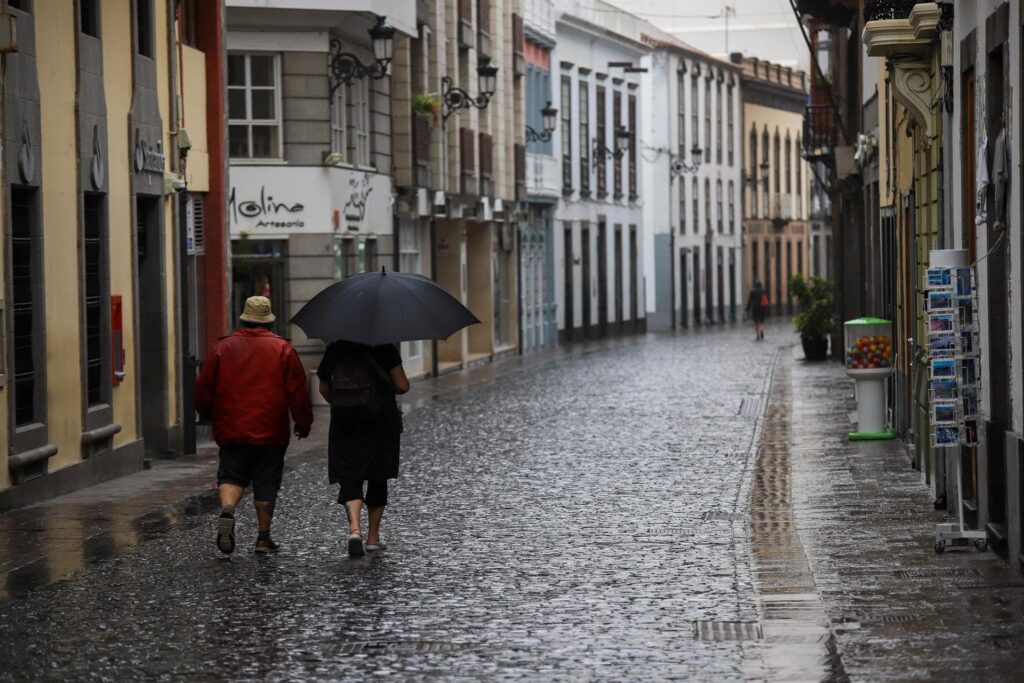 La tormenta 'Hermine' activó todos los planes de emergencia por primera vez en Canarias