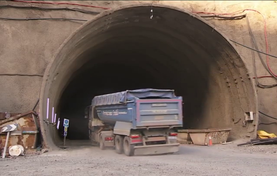 La mayoría de los túneles de la carretera de La Aldea estarán perforados este mes