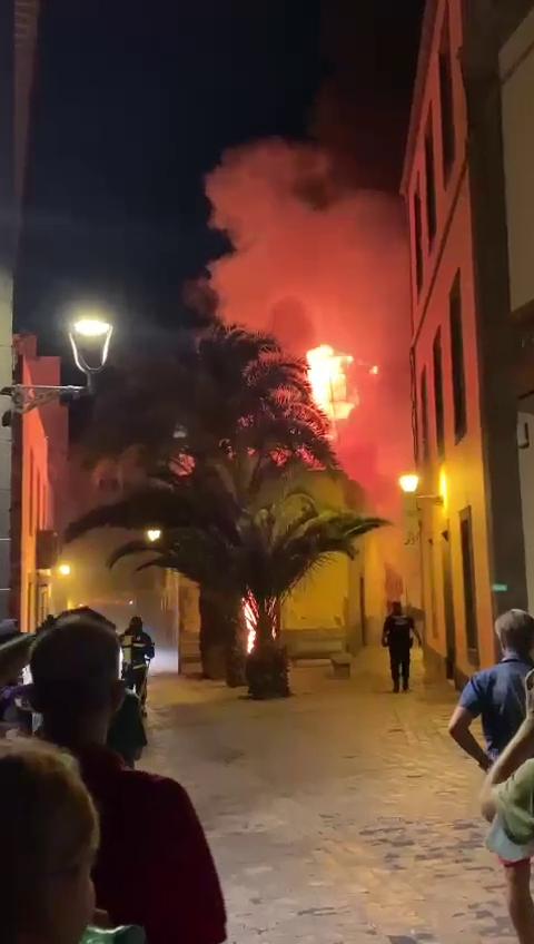 Incendio en Vegueta