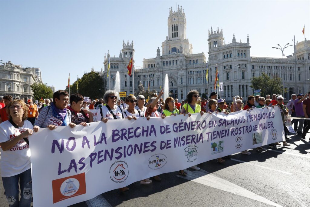 Pensionistas se manifiestan en Madrid por unas pensiones dignas