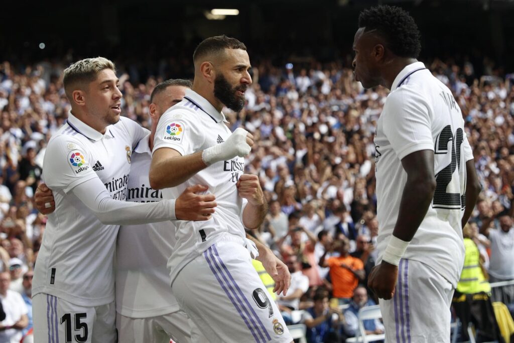 El Real Madrid se apunta el clásico y el liderato