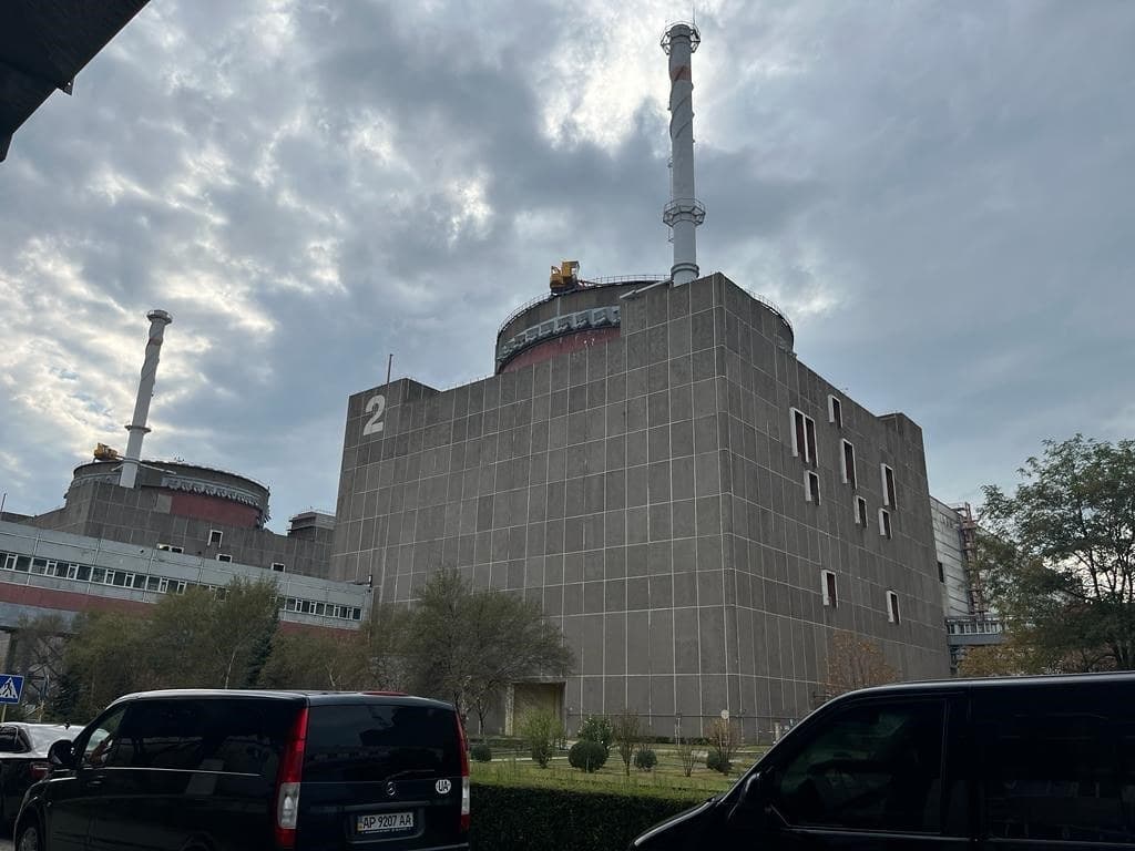 Ucrania y Rusia confirman que la central nuclear de Zaporiyia ha vuelto a quedar desconectada de la red