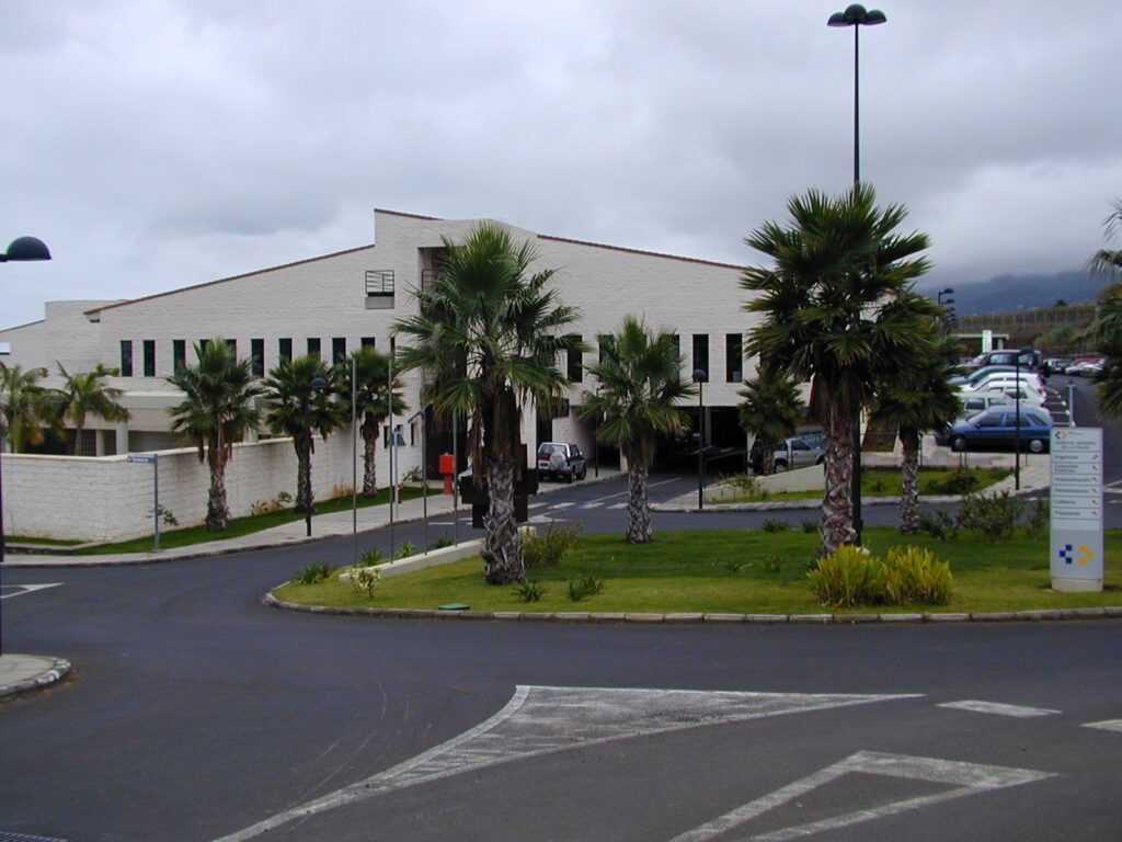 Al menos 30 ancianos esperan por una plaza en residencia en el Hospital de La Palma