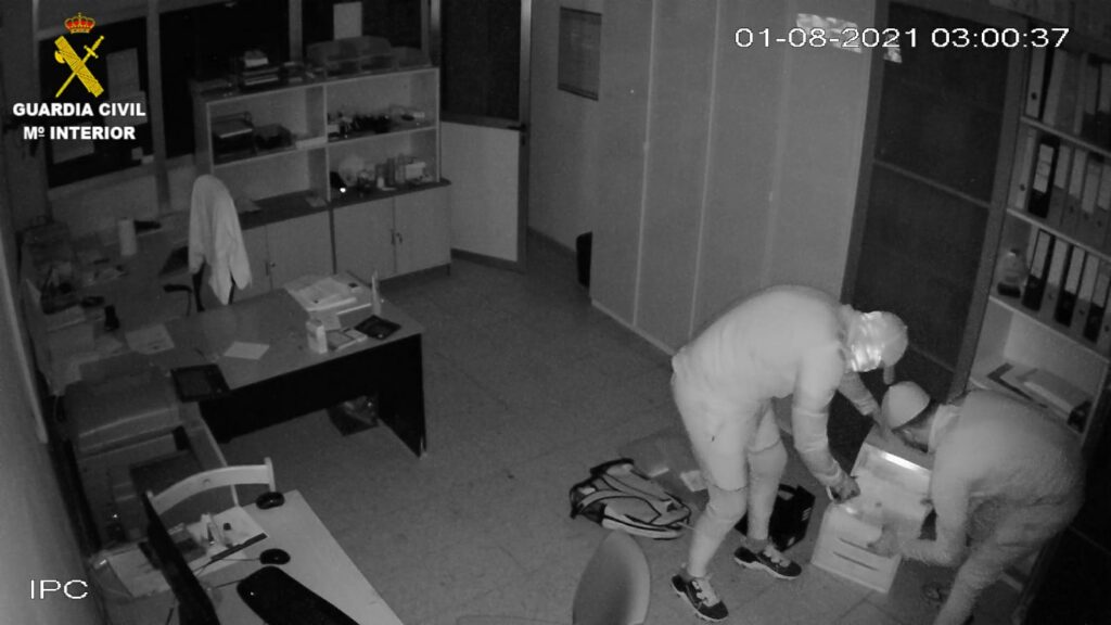 La Guardia Civil esclarece un robo en un establecimiento en Mogán (Gran Canaria)