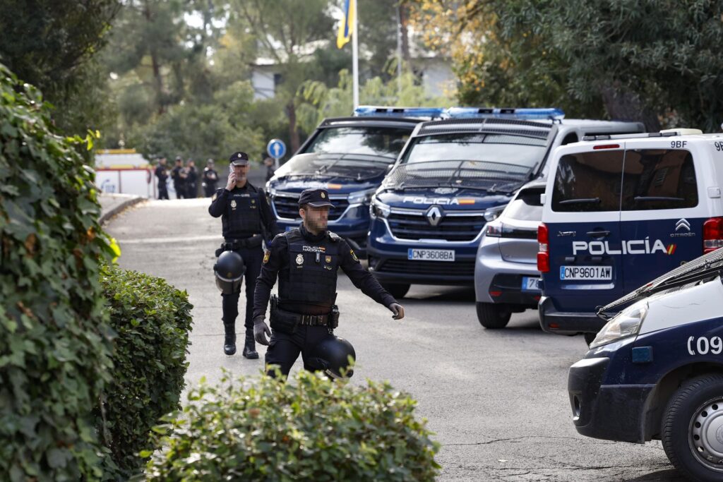 La explosión en la embajada de Ucrania en Madrid deja a un empleado herido